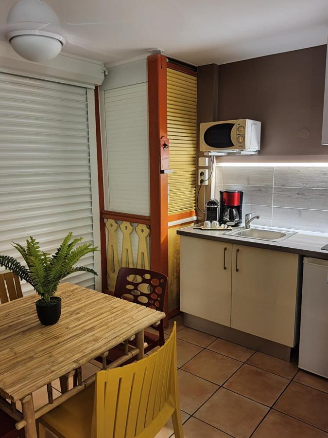 Mon Pti Nid IDÉAL COUPLE Tout confort Sainte-Anne Extérieur photo