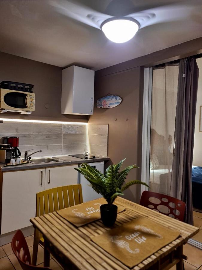 Mon Pti Nid IDÉAL COUPLE Tout confort Sainte-Anne Extérieur photo